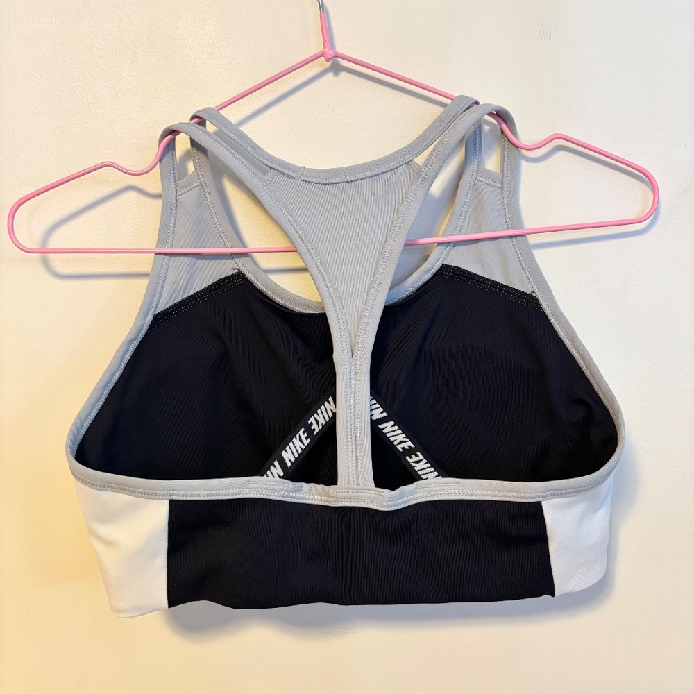 Nike Swoosh Medium Support Padded Racerback Sports Bra Black Grey White Womens M - Picture 4 of 5